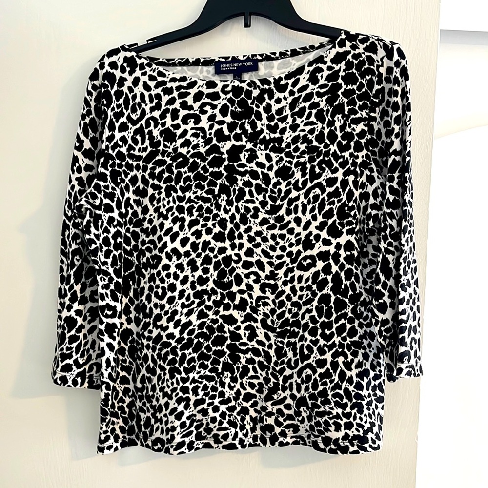 Animal print top